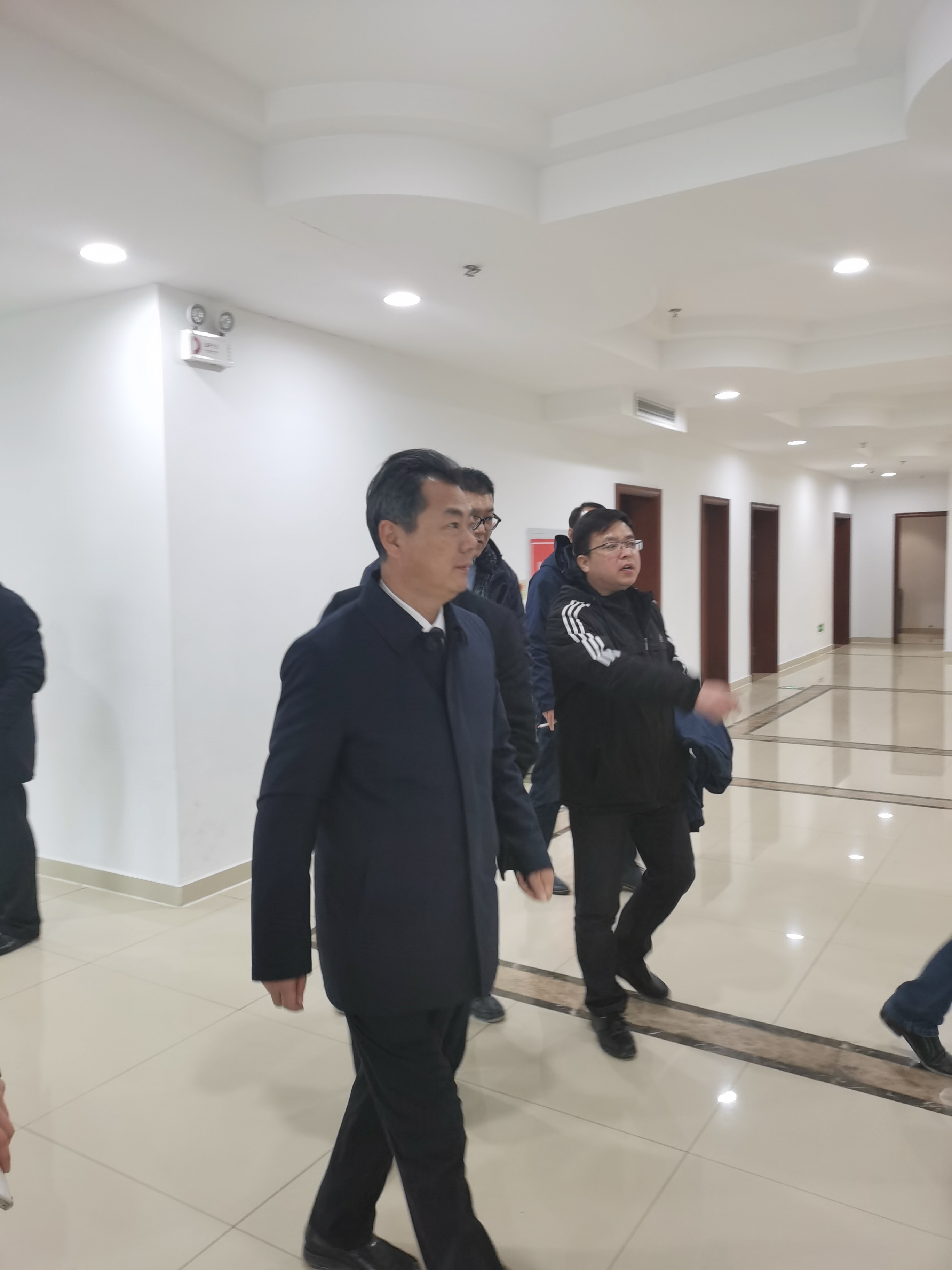 12月2日,盐城市交通投资建设控股集团党委书记,董事