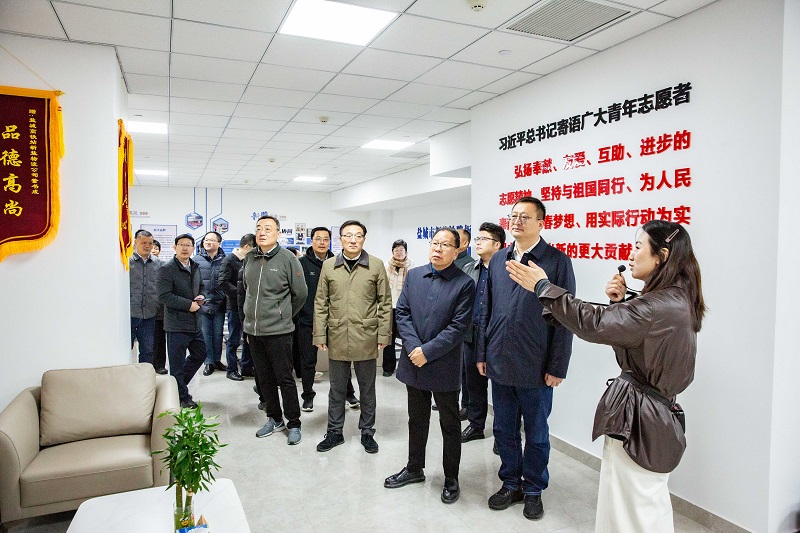 封面.jpg 封面.jpg